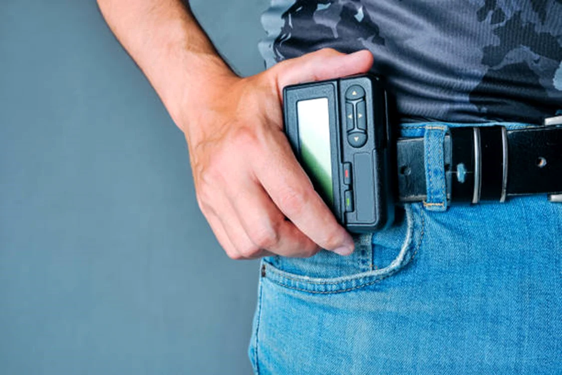 Puțini români mai știu ce era un pager / foto: IStock