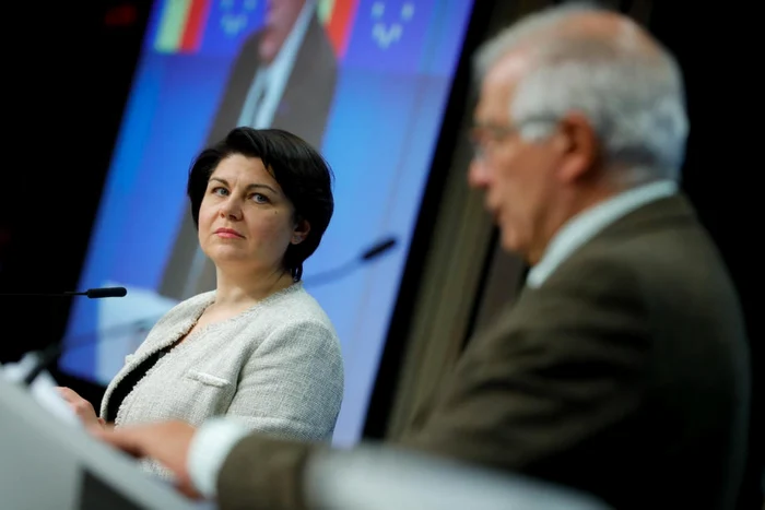 Josep Borrell şi Natalia Gavriliţă în cadrul conferinţei de presă de la Bruxelles FOTO EPA-EFE