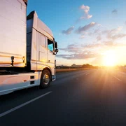 Sistem de tarifare TollRo. Camion pe drum - autostrada - tarife rutiere  FOTO Shutterstock