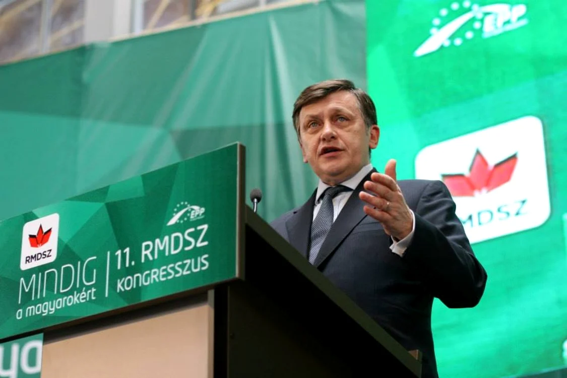 Crin Antonescu, la congresul UDMR din 25 mai FOTO Biró István