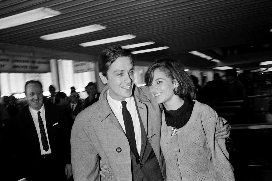 
    Delon şi Nathalie  