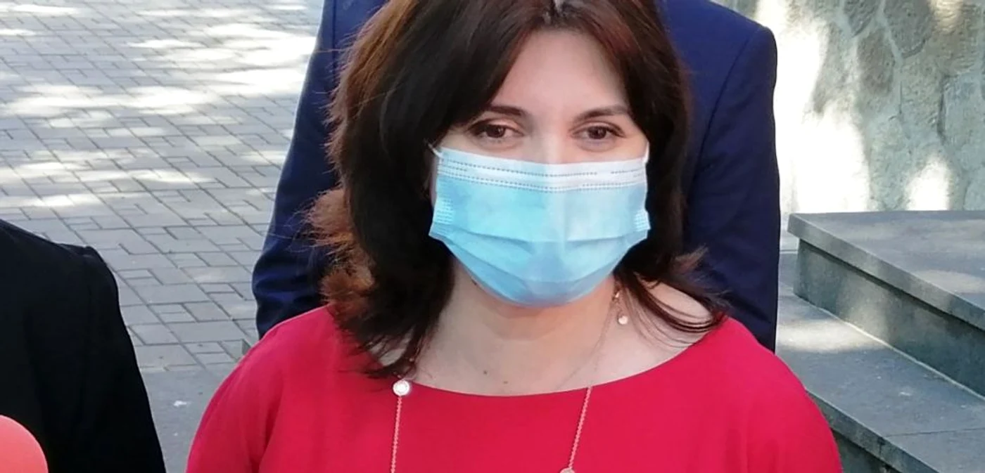 Monica Anisie, în timpul vizitei la Focşani FOTO: Ştefan Borcea