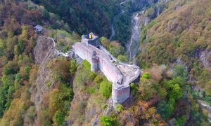 cetatea poienari Arges jpg