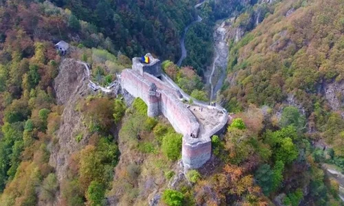 cetatea poienari Arges jpg
