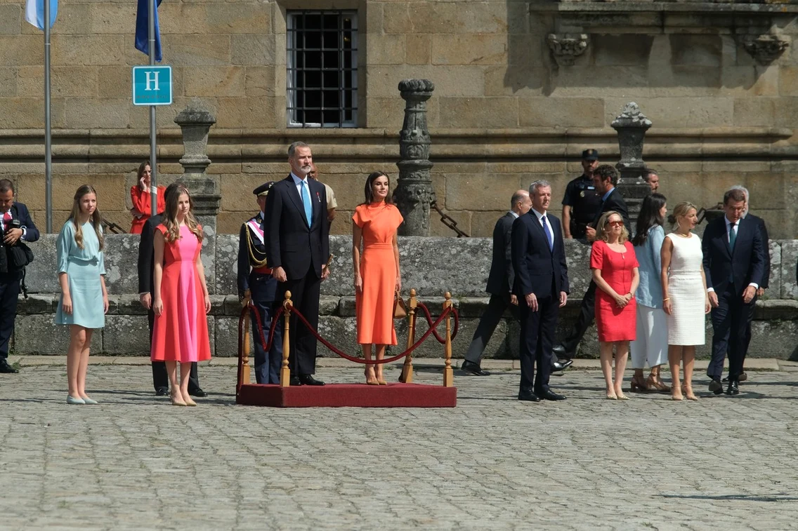 Letizia și Felipe la Santiago de Compostela (2) jpg