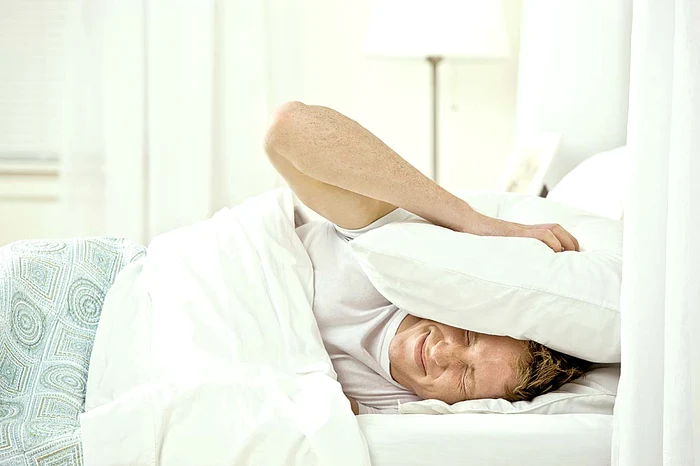 Lipsa de somn poate duce la obezitate