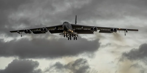 Bombardier american B 52 foto shutterstock jpg