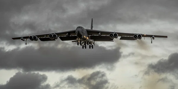 Bombardier american B 52 foto shutterstock jpg
