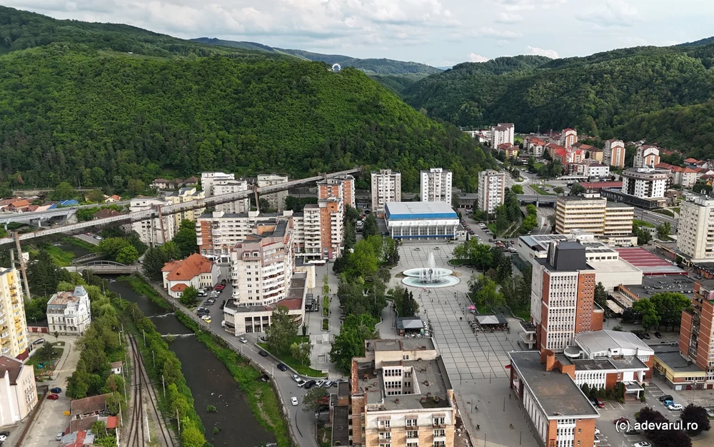 Orașul cu cele mai mici prețuri la apartamente din România: pe ce locuri sunt Cluj-Napoca, Brașov și București