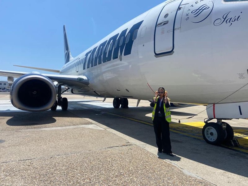 O româncă, singura femeie care are o meserie rară pe aeroporturile din Roma