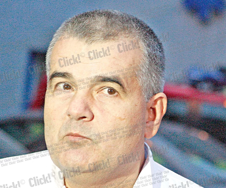 
    Chirurgul Şerban  Brădişteanu a fost audiat  ore bune de procurorii DNA  