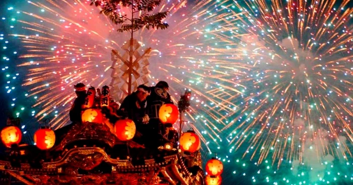 Ritualuri
surprinzătoare de Anul Nou. FOTO someplace.kz