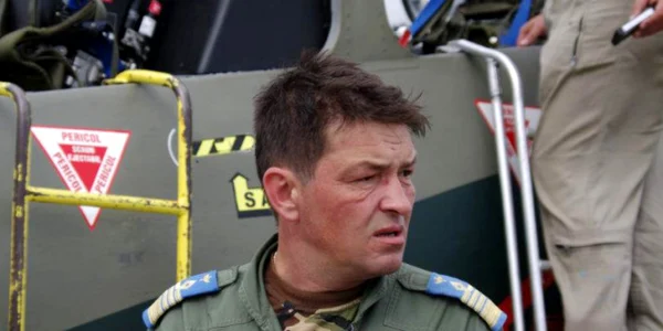 Comandorul Aurelian Cojocaru şi-a pierdut viaţa in accidentul aviatic de la Craiova din 2012