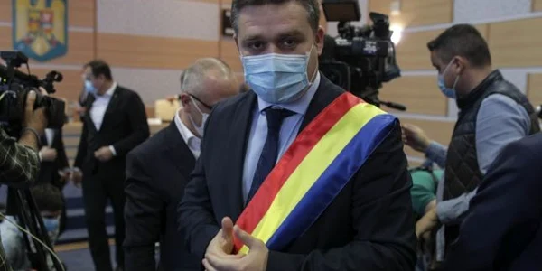 Ciprian Ciucu la depunerea jurământului pentru preluarea mandatului de primar al Sectorului 6 în Bucureşti  22 octombrie 2020 FOTO Inquam Photos / Octav Ganea