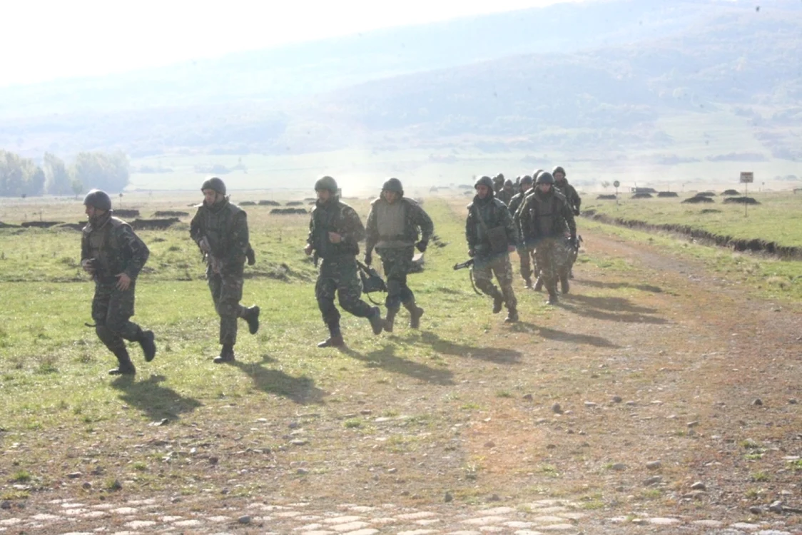 Trei dintre soldaţi au fost întorşi la unitatea militară din Bălţi Foto: Adevărul