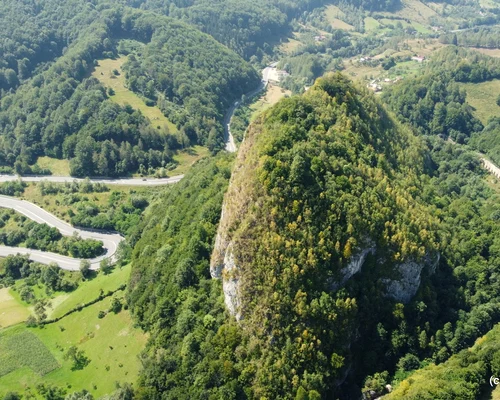 Cetatea dacică Bănița  Foto Daniel Guță  ADEVĂRUL (80) JPG
