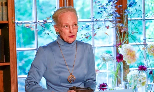 Regina Margrethe a II a a Danemarcei Keld Navntoft, Kongehuset (1) jpg