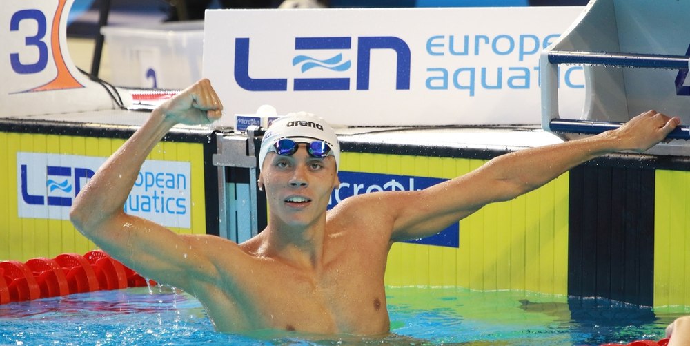 Ipostaza în care a fost surprins David Popovici. Campionul, exemplu de modestie pentru întreaga societate