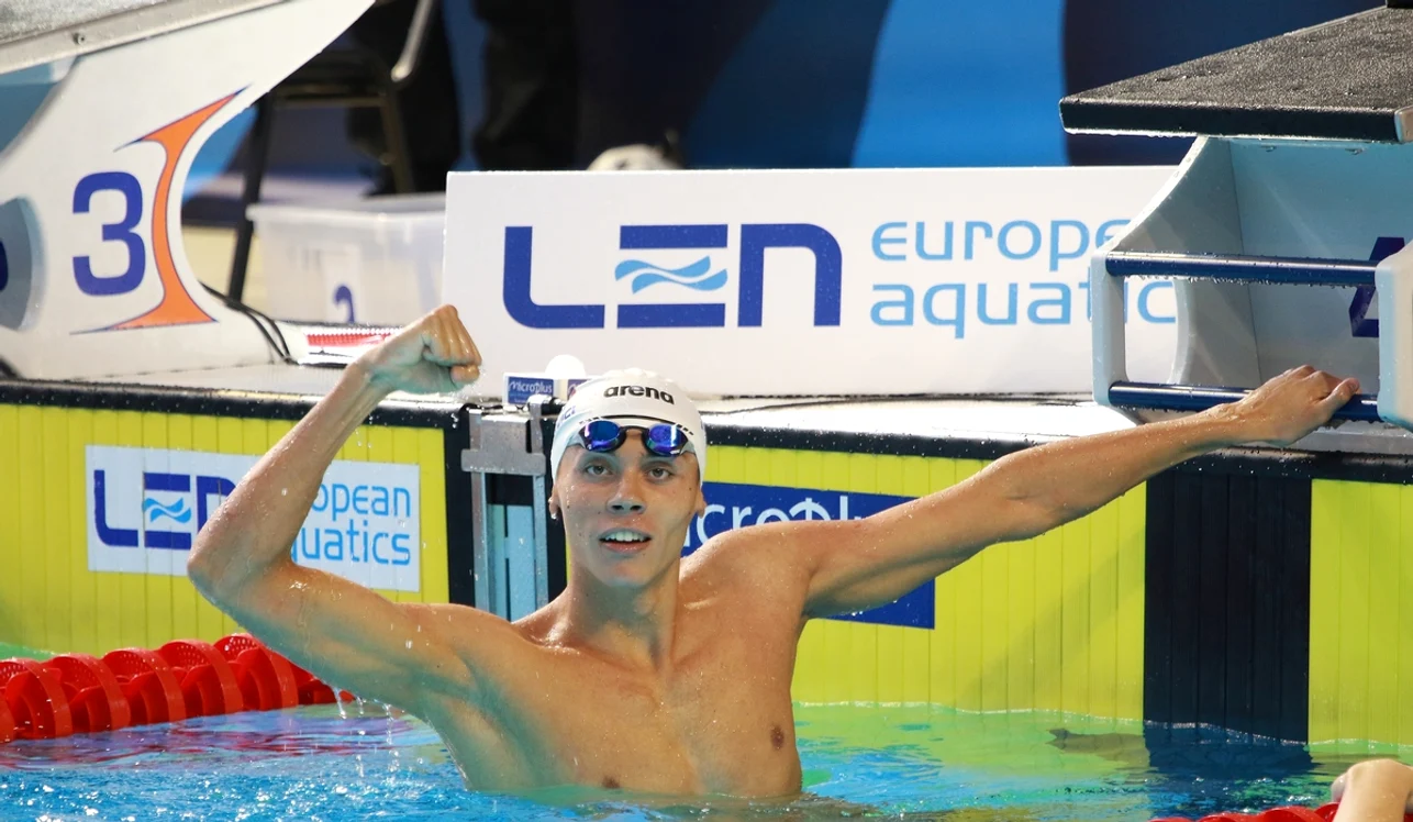 Popovici ar putea fi desemnat cel mai bun înotător european al anului 2022 FOTO Arhivă