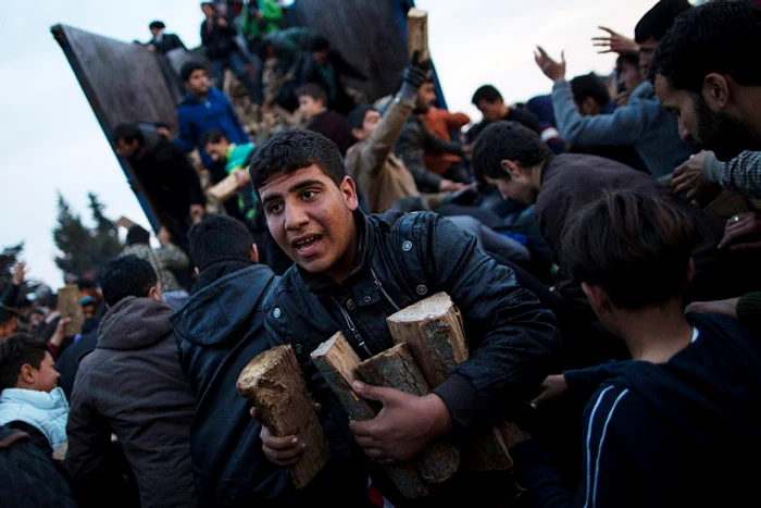 Macedonia nu permite accesul decât câtorva migranți pe zi