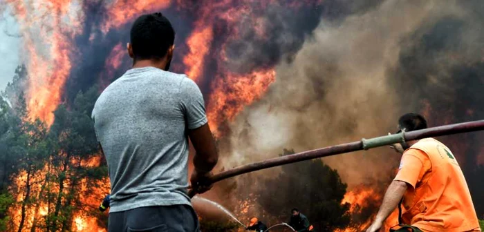 Autorităţile de Grecia au avut de luptat cu flăcările FOTO EPA - EFE