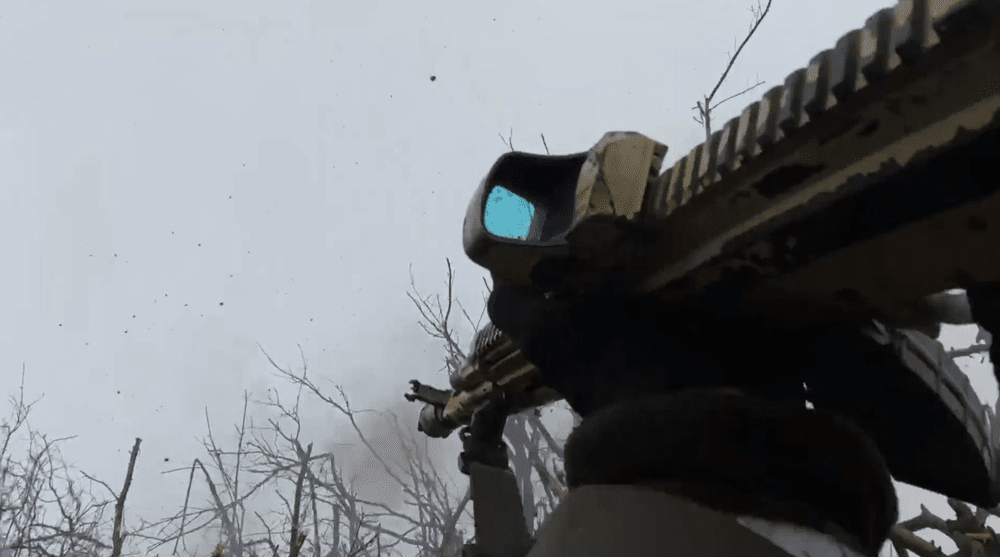 Ucraineanul care a respins singur un atac al rușilor la Bahmut, decorat. Cum a supraviețuit „Predator” VIDEO
