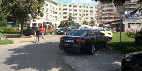 sm-acces auto interzis