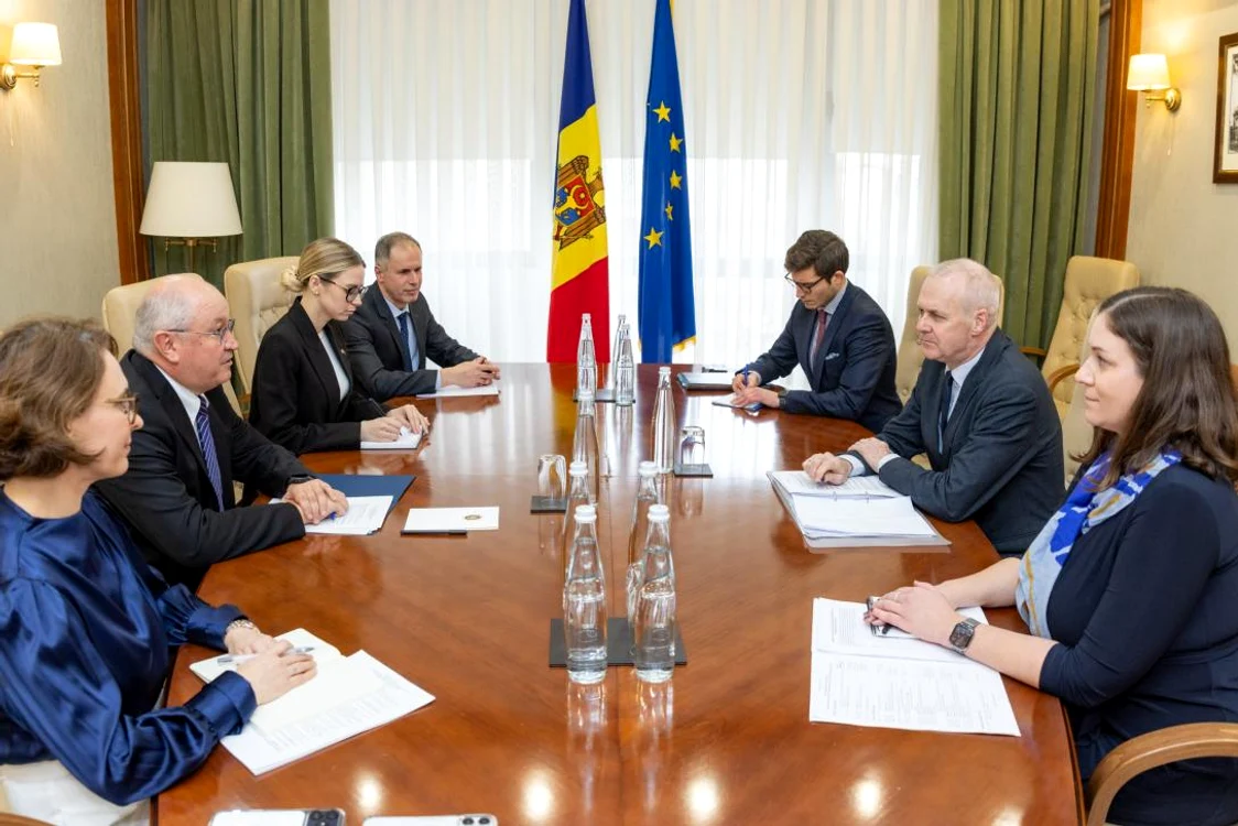 Alexandru Munteanu a avut o întrevedere cu Boris Ruge. FOTO: Gov.md