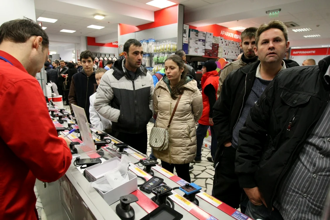 Pentru cine nu s-a înghesuit destul în weekend-ul trecut, mai au o ocazie acum. FOTO Dorin Constanda