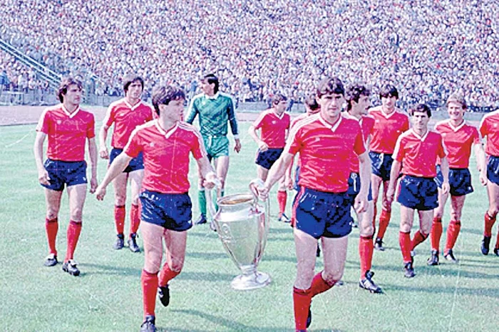 S-a apucat de fotbal la 11 ani (Foto: Mediafax)