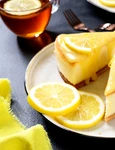 Cheesecake cu lamaie  Sursa foto shutterstock 2292523711 jpg
