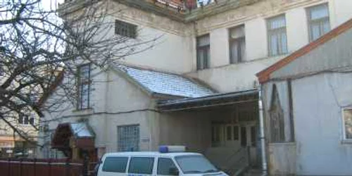 Fiul agresiv a fost audiat astăzi la sediul Poliţiei din Carei 