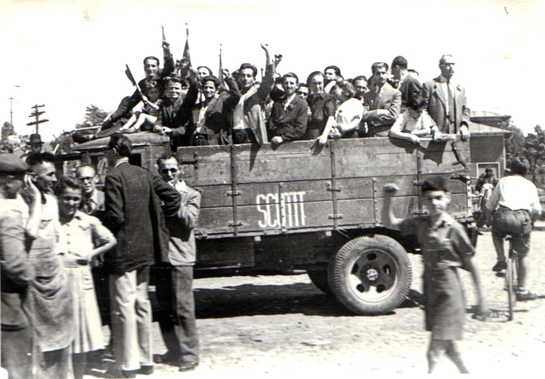 Armata Roșie a intrat în București în 1944. FOTO: Fototeca online a comunismului românesc