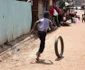 Radu Cleţiu în mahalaua Kibera din Kenya