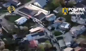 Percheziții la proxeneți (1) mp4 thumbnail png