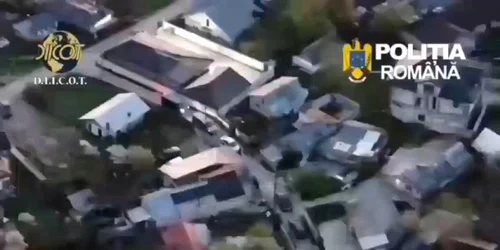 Percheziții la proxeneți (1) mp4 thumbnail png