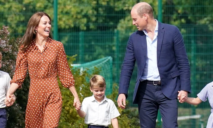 Kate Middleton și William și au dus copiii la școală jpg