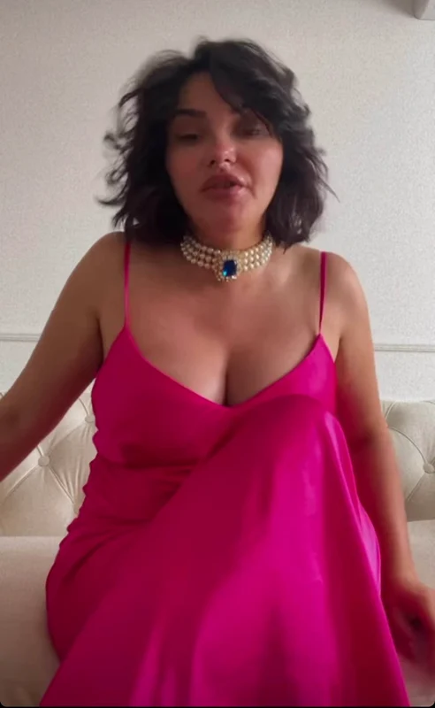 Ana Morodan și-a schimbat culoarea părului. Sursă: Instagram