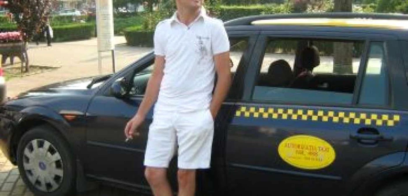 Satu Mare:  Peste 260 de taximetrişti folosesc ilegal parcările din oraş