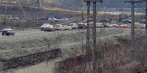 Valea Oltului tranzitată prin albia râului Olt la Vâlcea pe DN 7 Foto FB Bogdan Hdm