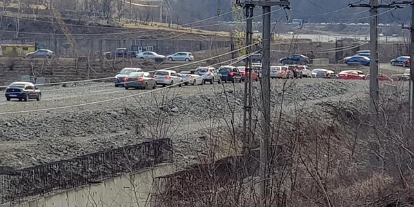 Valea Oltului tranzitată prin albia râului Olt la Vâlcea pe DN 7 Foto FB Bogdan Hdm