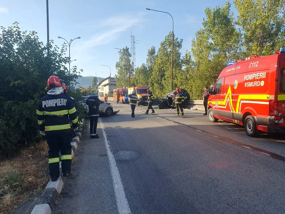 Circulația este blocată pe ambele sensuri pe DN 6, în zona Gării Orșova.