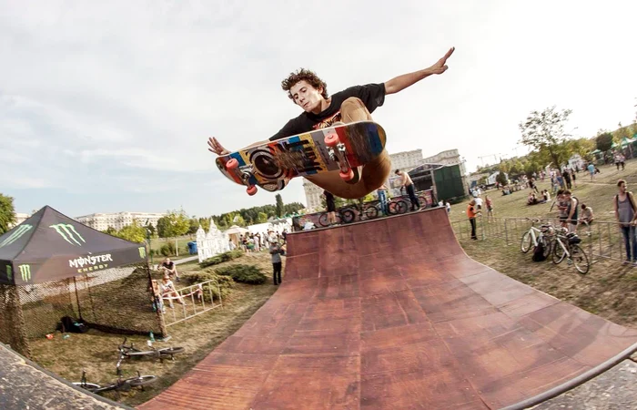 Din programul Auto Total Business Show (ATBS) nu vor lipsi nici demonstrațiile curajoase ale unor skateri