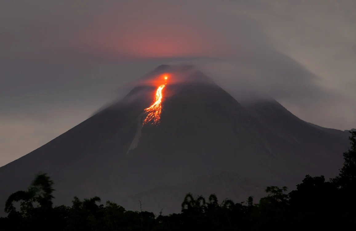 Vulcan Merapi FOTO: Shutterstock (Arhivă)