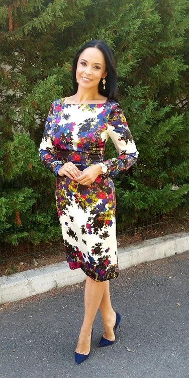 
    Andreea Marin si Violeta, două zâne bune  