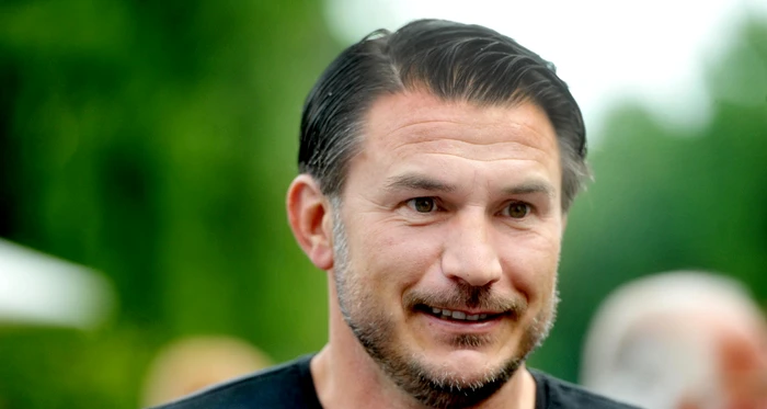 Carl Hoefkens (44 de ani) e antrenor la Club Brugge din mai 2022, după ce din 2019 a fost secund.