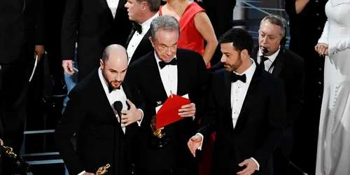 jordan horowitz warren beatty jimmy kimmel oscar 2017 foto guliver/getty images