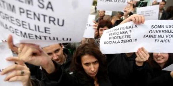 Angajaţii Alcatel-Lucent protestează a doua oară de teama concedierilor