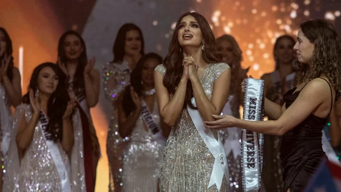 
    Reprezentanta Indiei este câştigătoarea titlului Miss Univers 2021Sursă foto: Profimedia  