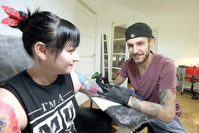 Ionuţ Botez tatuează  de la 16 ani